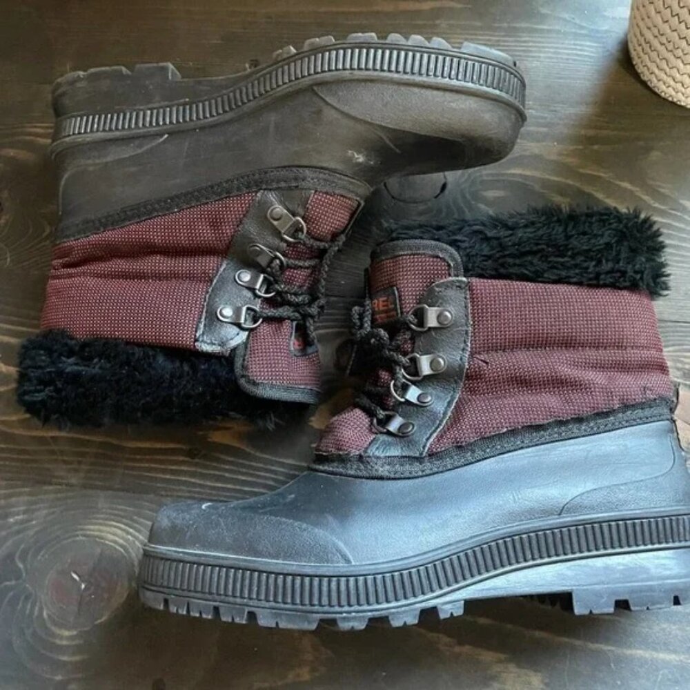 Sorel Black and Red Winter Snow Boots